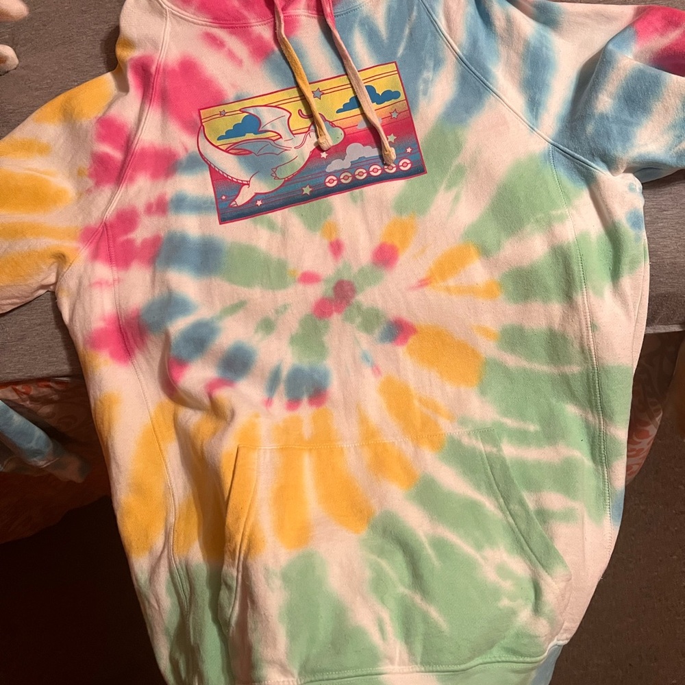 Xl Pokémon Dragonite sweater